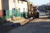 Prace przy przebudowie wodociągu na ulicy Lazarówka w Bytomiu-Suchej Górze. 